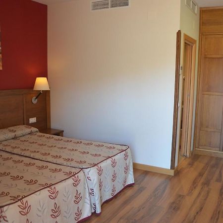 Hotel Milagros Rio Riaza Ngoại thất bức ảnh