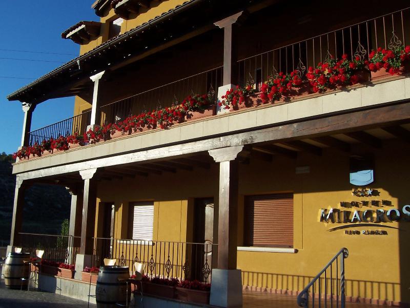 Hotel Milagros Rio Riaza Ngoại thất bức ảnh