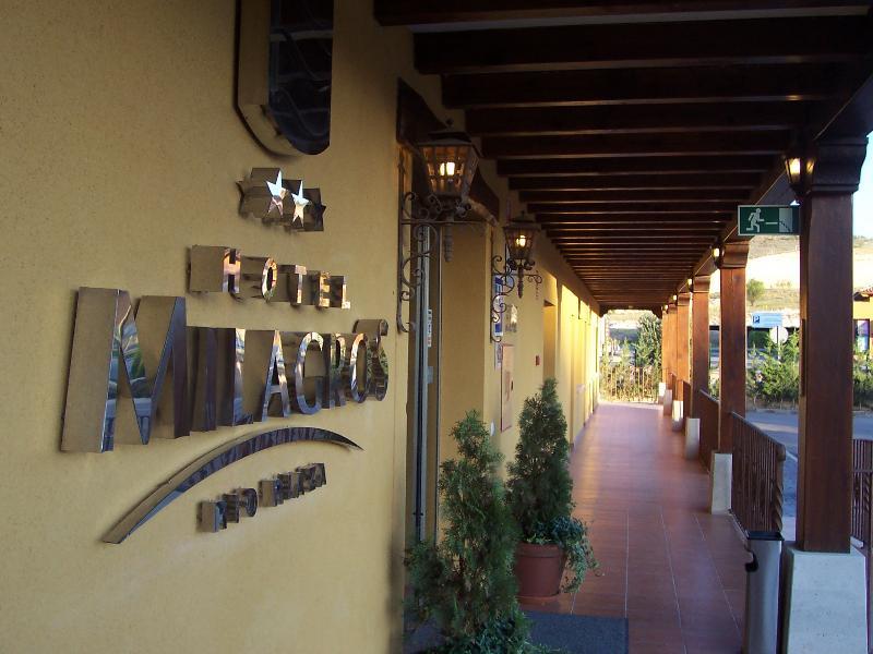 Hotel Milagros Rio Riaza Ngoại thất bức ảnh